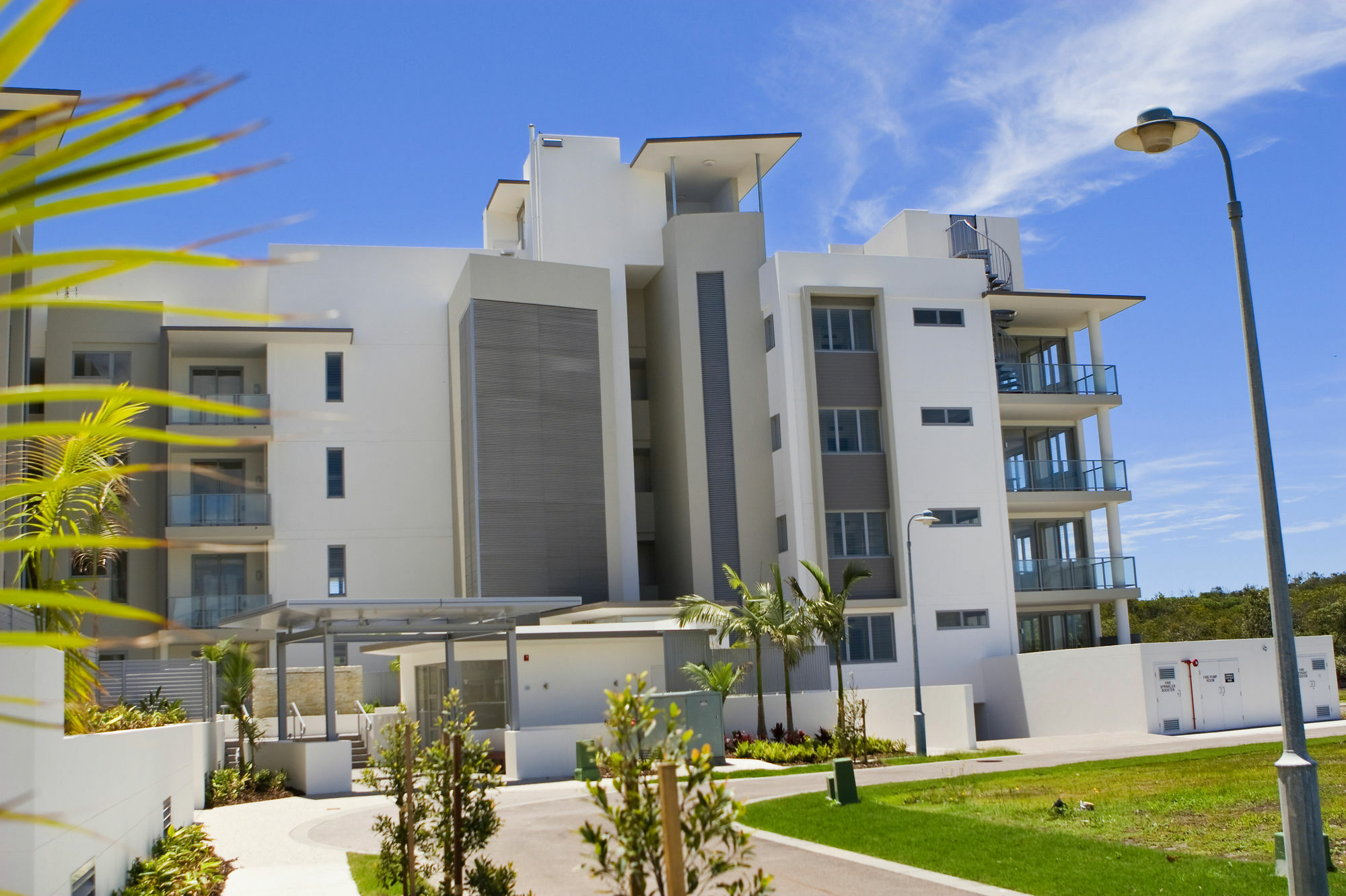 White Shells Luxury Apartments Marcoola Exterior photo